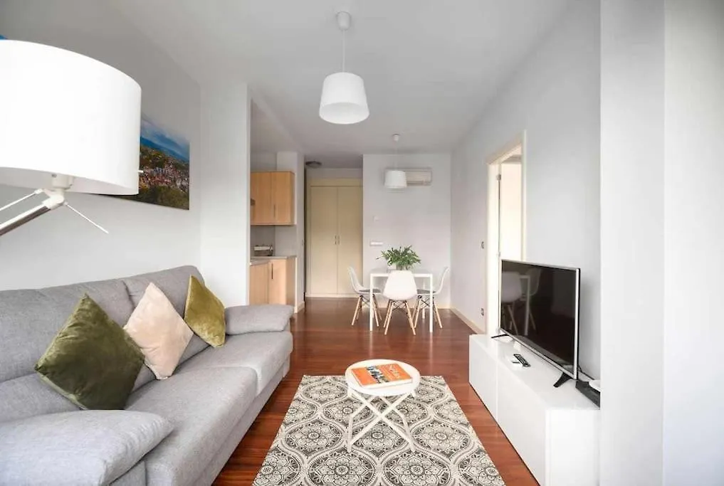 Atico Centro Para 3, Ac, Luz Y Comodidad San Sebastian 0*,